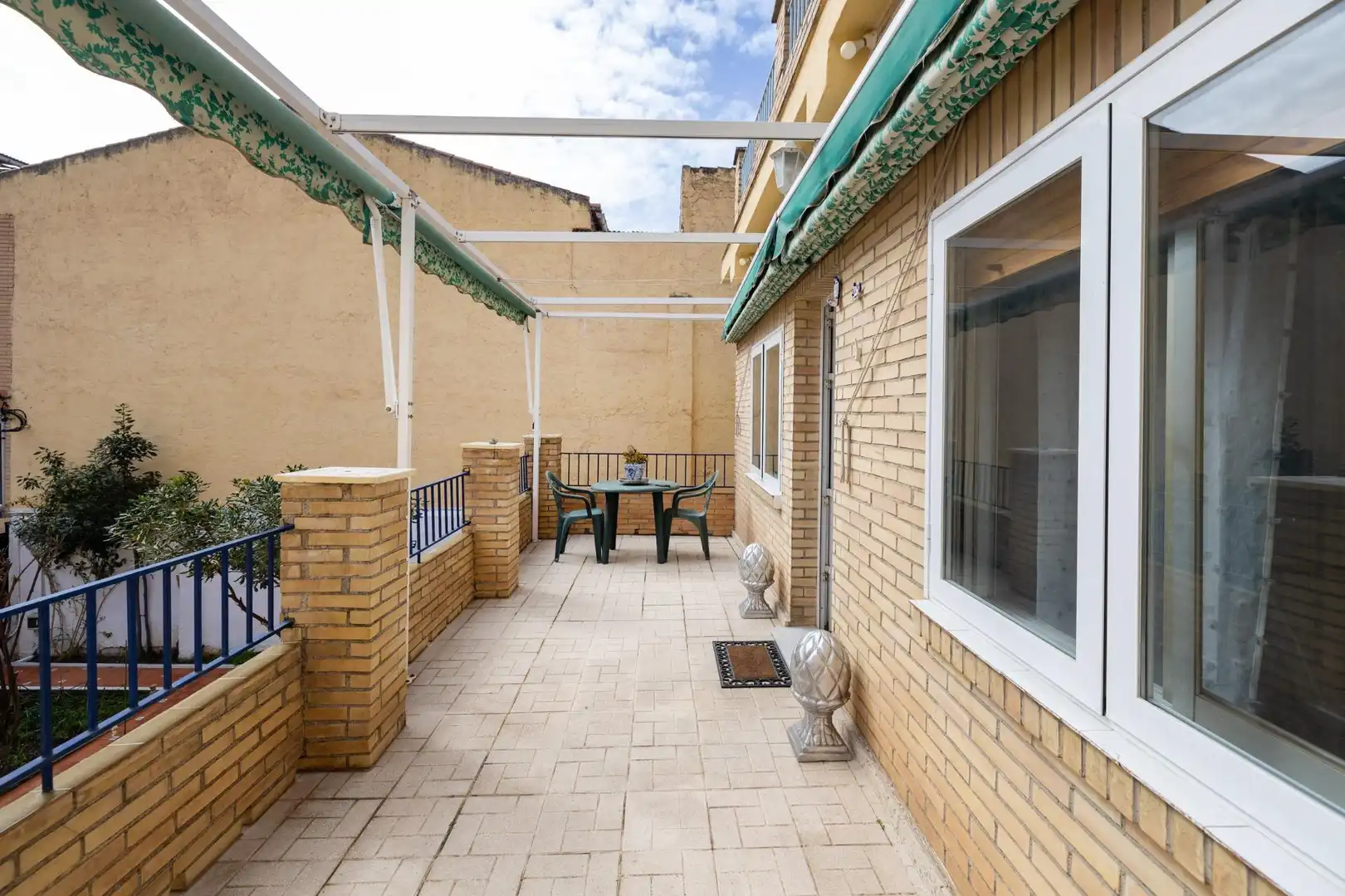 Terrassa de Casa o xalet en venda en Armilla amb Aire condicionat, Traster i Balcó