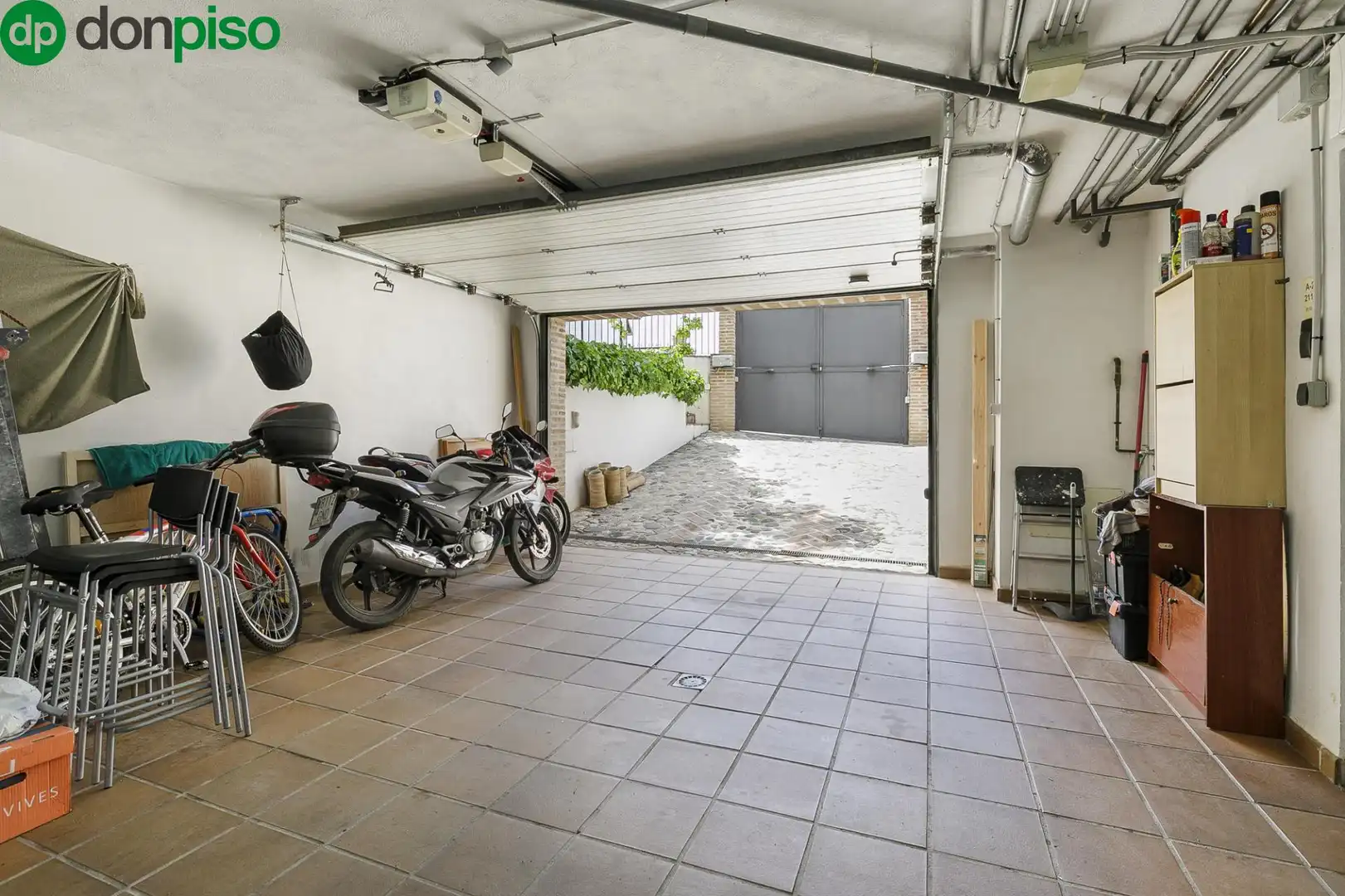 Houses for sale in Calle Cúllar Vega, Altos de la Zubia