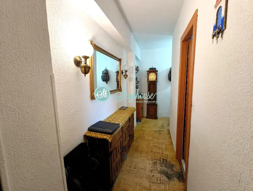 Piso en venta en Segovia con Calefacción, Parquet y Trastero