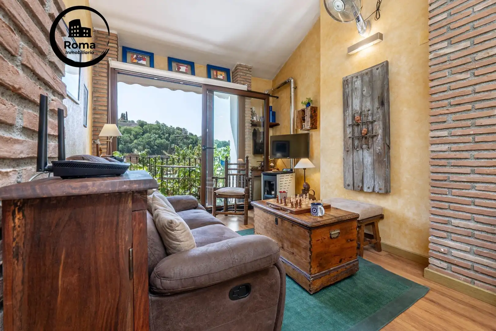 Sala de estar de Casa o chalet en venta en Granada con Terraza y Balcón