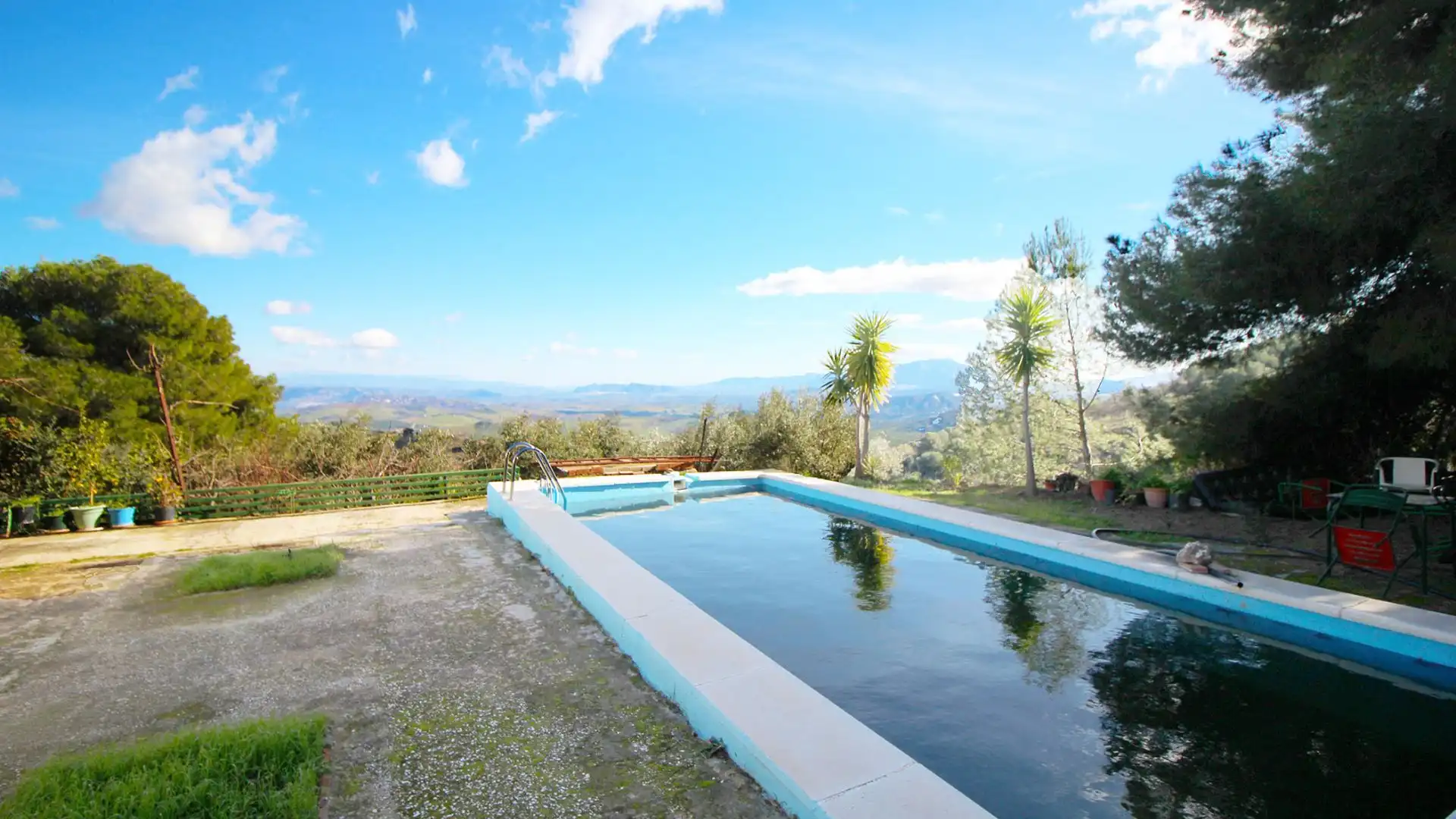 Swimming pool of Country homes for sale in Alozaina  with Private garden, Terrace and Swimming Pool