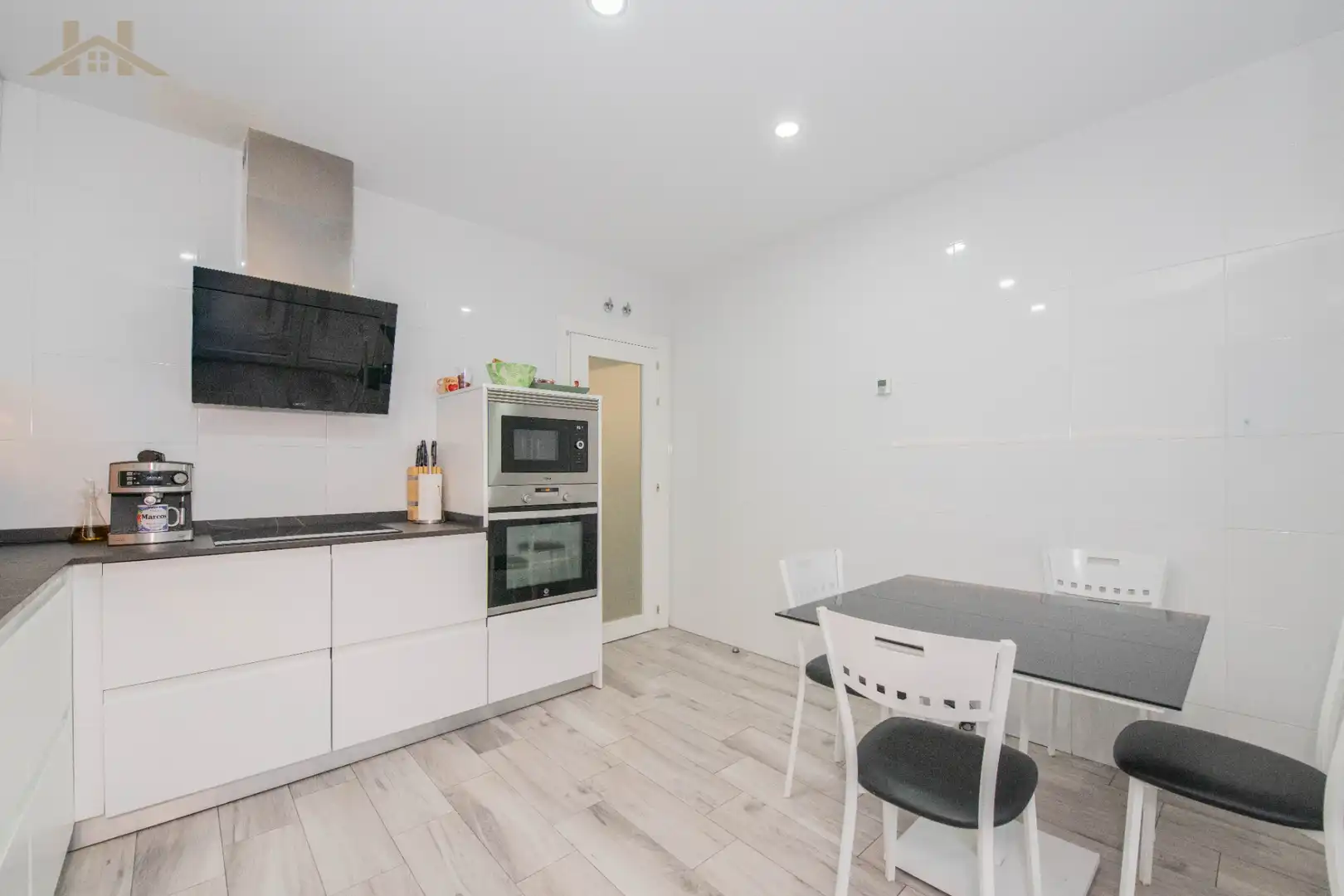 Cocina de Casa adosada en venta en Rivas-Vaciamadrid con Aire acondicionado, Jardín privado y Piscina