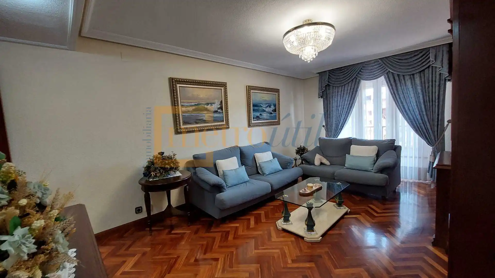 Appartamento con terrazza in vendita a Avenida de los Comuneros, imagen 2