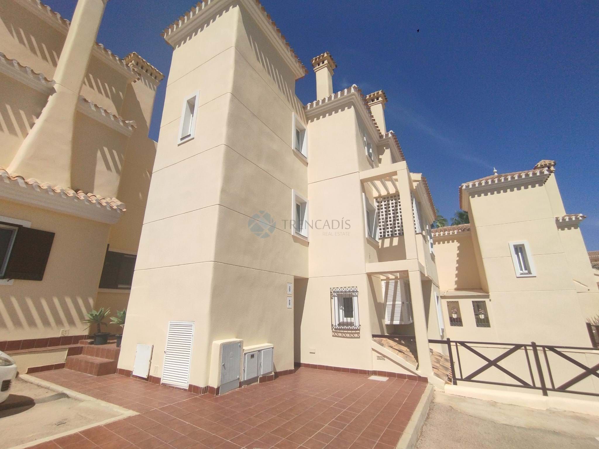Vista exterior de Piso en venta en Cartagena con Piscina