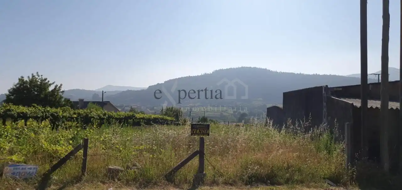 Terreny residencial en venda a Boiro, imagen 2