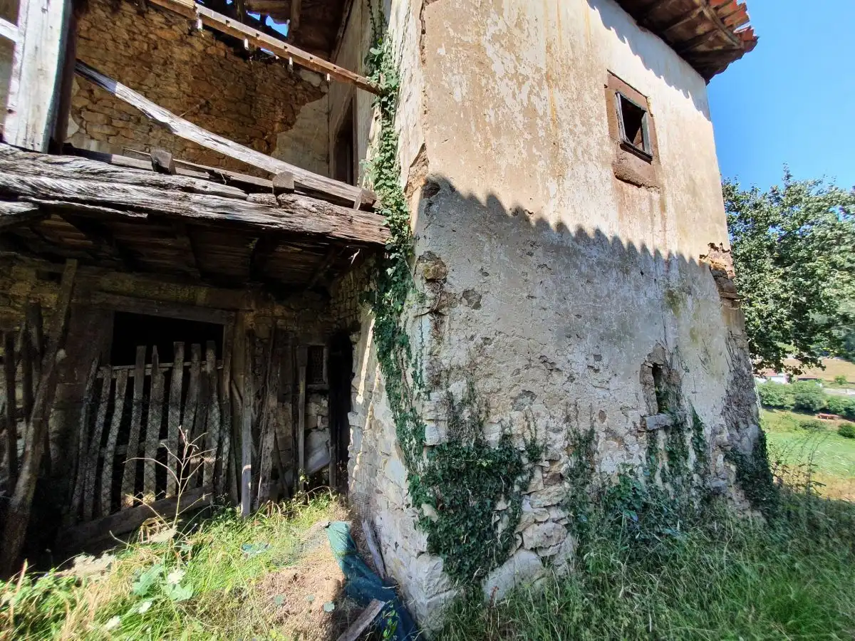 Casa amb jardí en venda a Salas, imagen 6