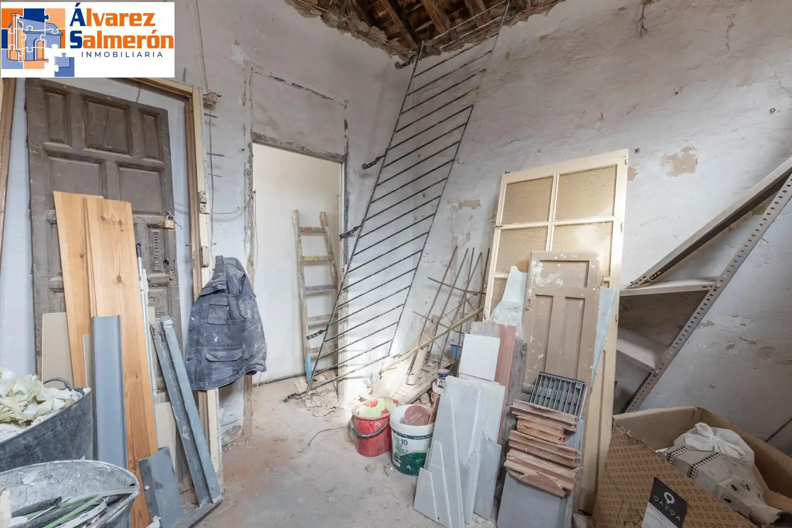 Attic for sale in MARQUES DE GERONA, Centro - Sagrario