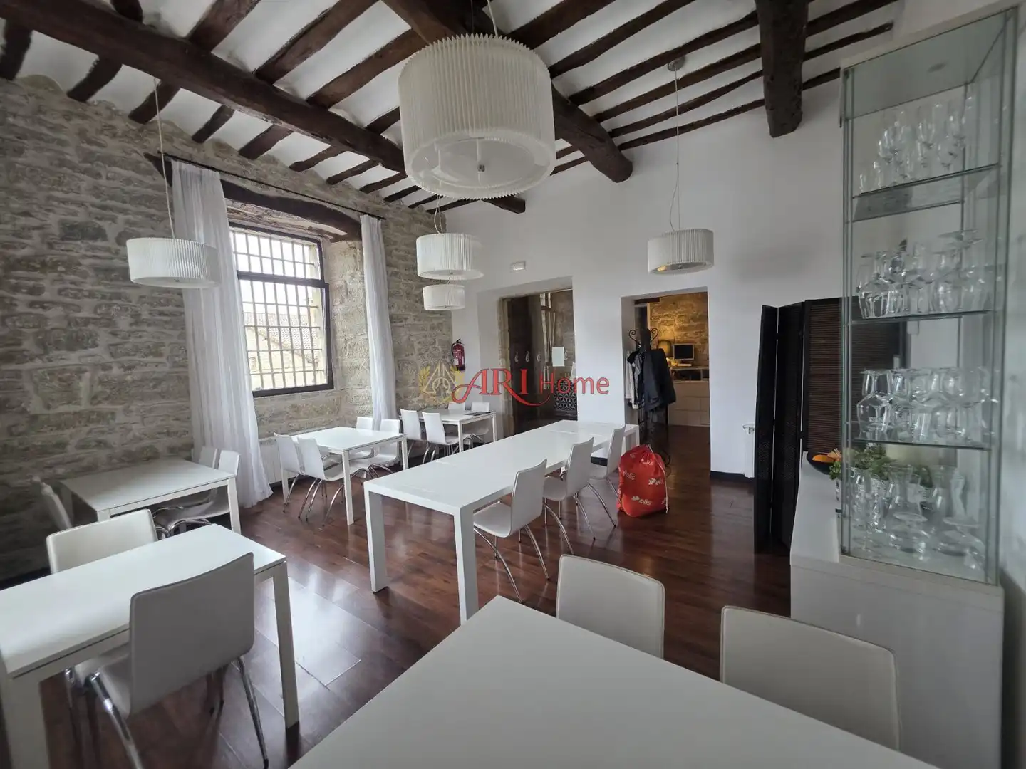 Buildings for sale in Quintanilla San García