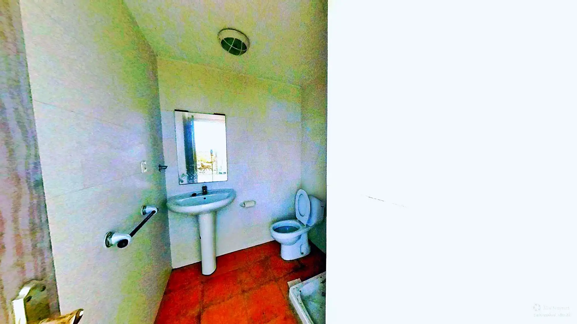Bany de Local en venda en Florida - Ciudad de Asís