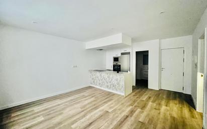 Flat for sale in Avenida Finisterre, Sagrada Familia