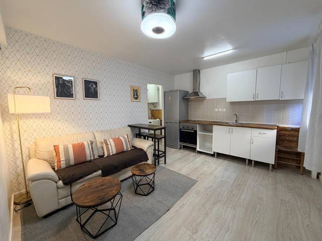 Estudio en Alquiler en Carrer de la Ciutat Comtal en Sant Josep