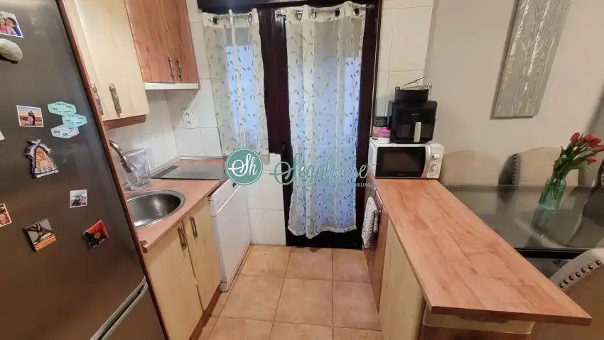 Cocina de Piso en venta en Hontanares de Eresma con Calefacción y Balcón