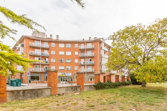 Piso en Venta en Pamplona-Iruña - Carretera artica, 32 en Nuevo Artica