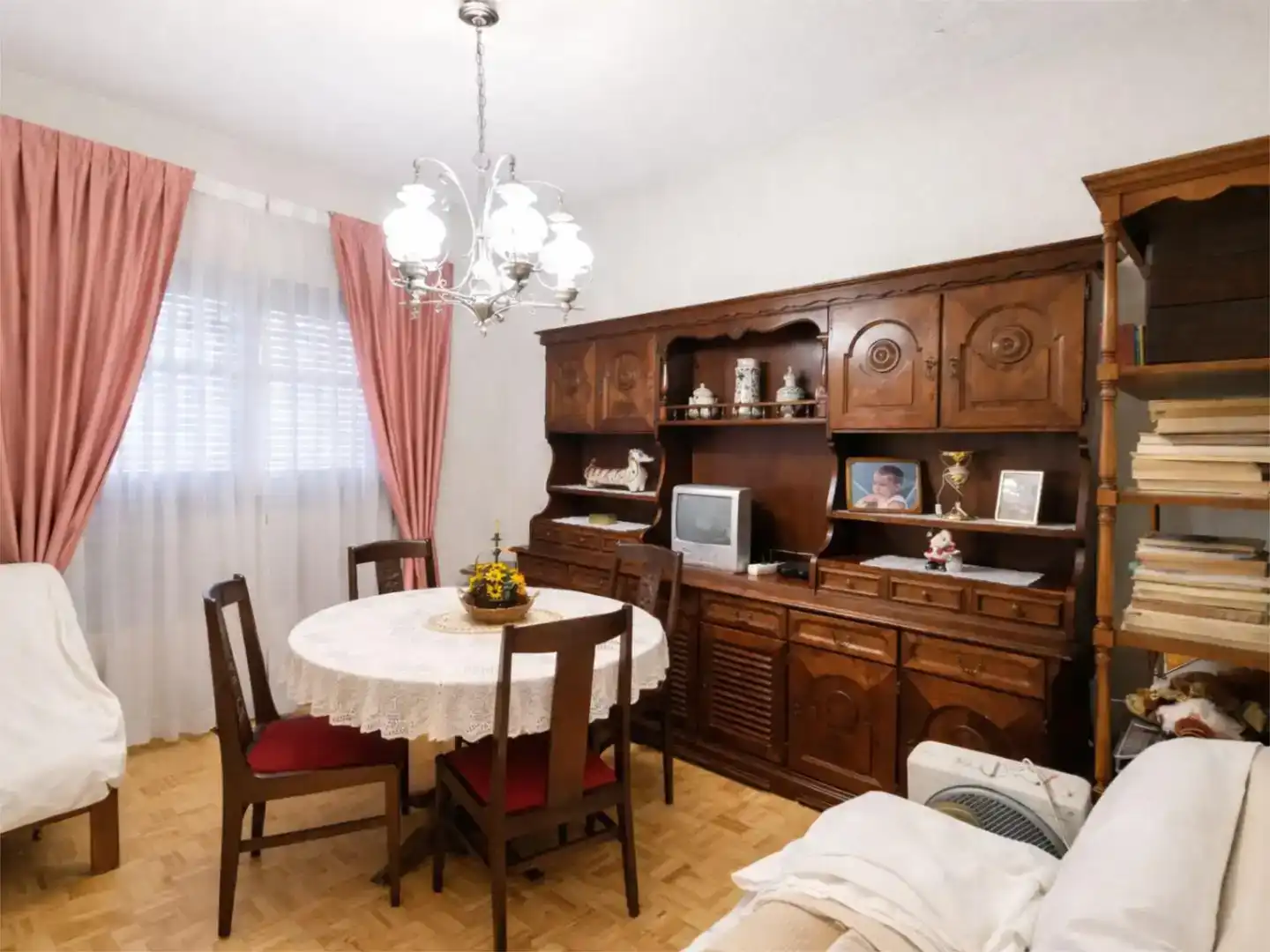 Sala de estar de Casa o chalet en venta en Torrejón de Ardoz con Jardín privado, Trastero y Piscina