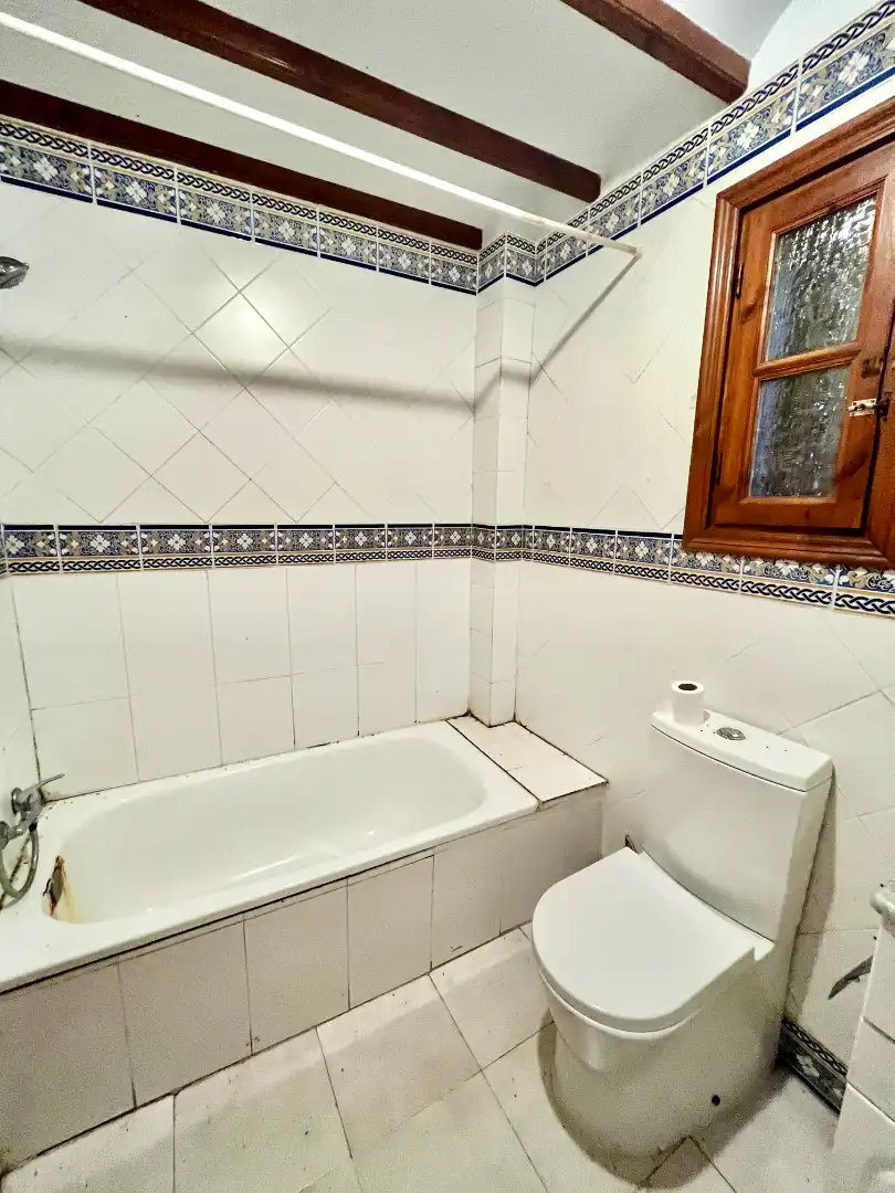 Baño de Casa adosada en venta en Orihuela con Aire acondicionado, Terraza y Trastero