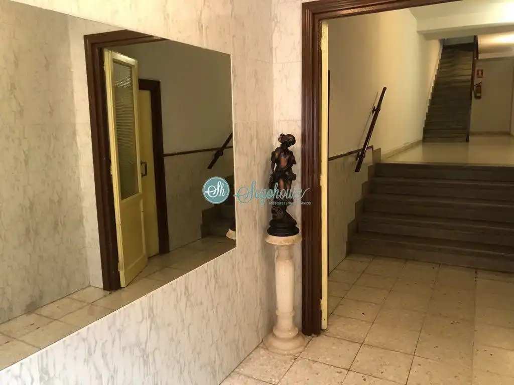 Piso con ascensor en venta en José Zorrilla - Padre Claret, imagen 2