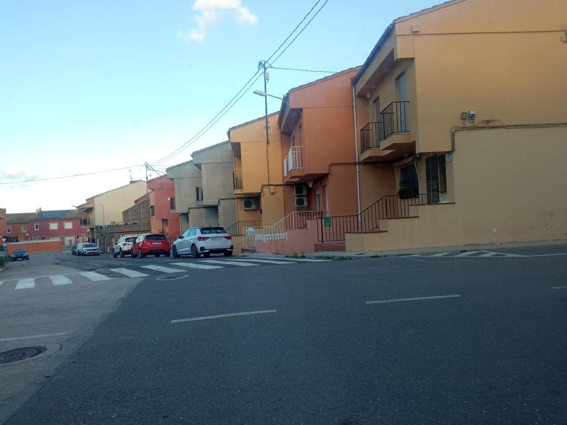 Vista exterior de Casa adosada en venda en Cocentaina amb Jardí privat