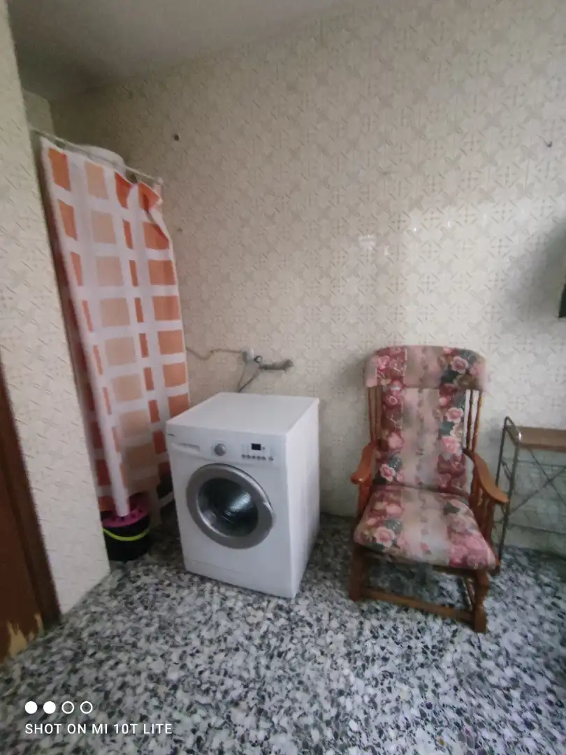 Schlafzimmer von Wohnung zur Miete in Elche / Elx mit Möbliert, Ofen und Waschmaschine