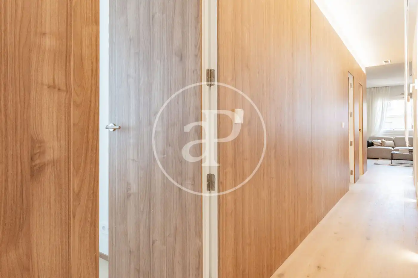 Flat for sale in Madrid  with Air Conditioner and Heating