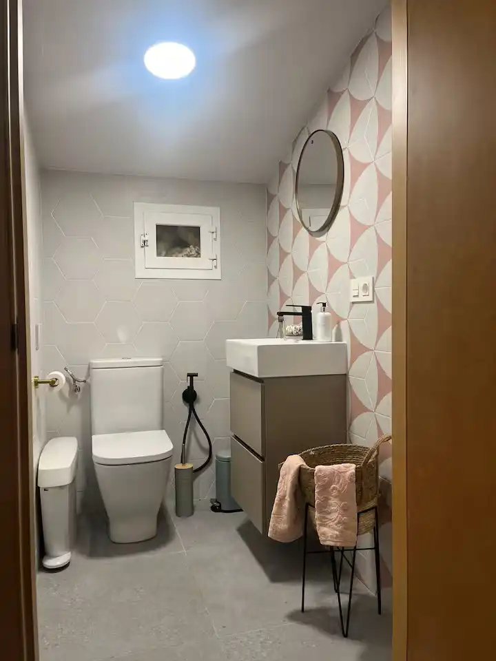 Detached house with pool to rent in Calle Veiguicela, imagen 11