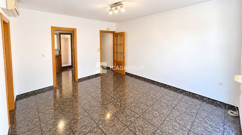 Piso 3 Hab   Balcón Sureste   1 Baño  en El Progrés, Rubí, imatge 3