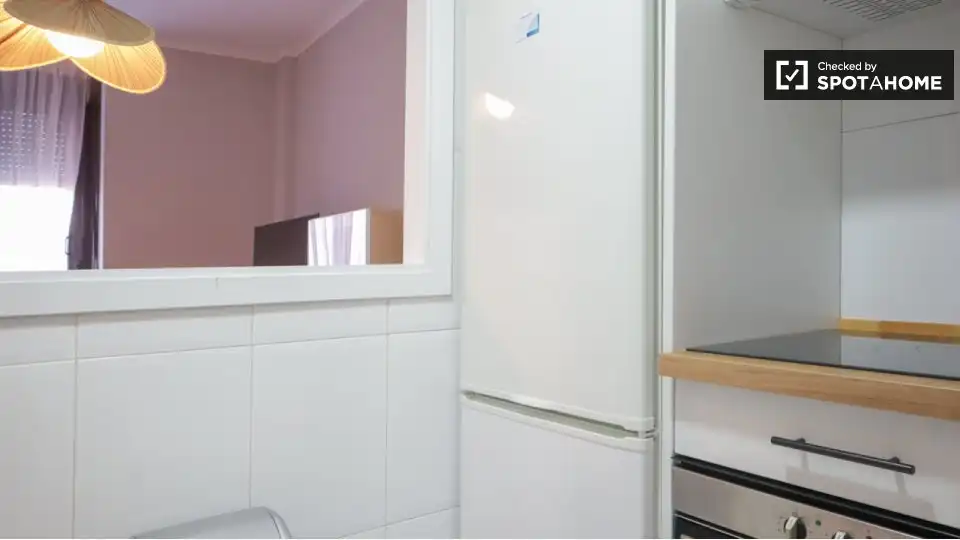 Cocina de Piso de alquiler en Madrid con Aire acondicionado, Calefacción y Amueblado