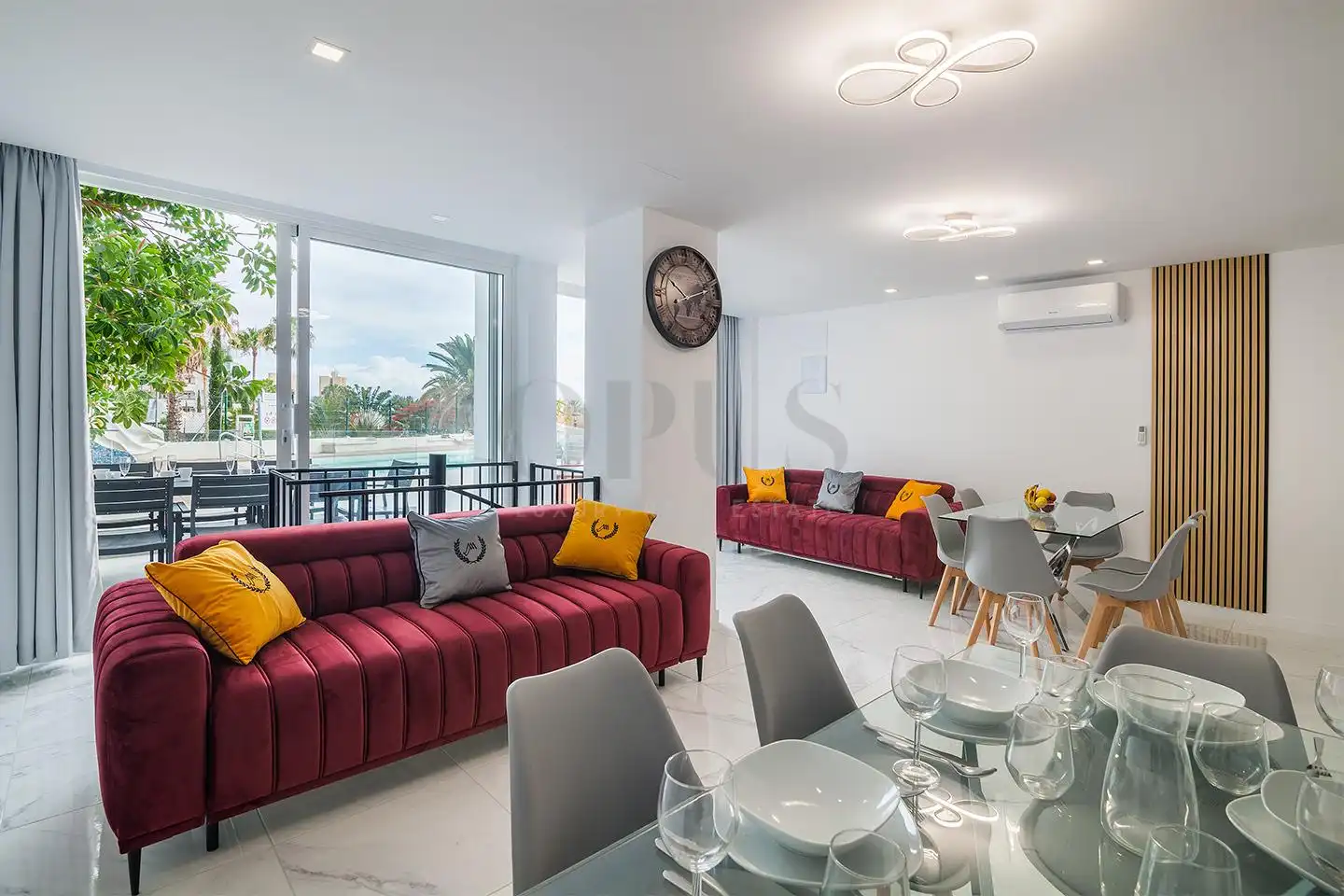 Sala d'estar de Apartament en venda en Adeje amb Terrassa, Moblat i Piscina comunitària