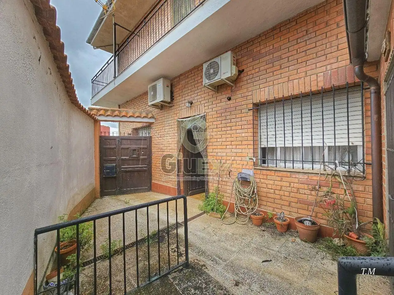 Exterior view of Houses for sale in Perales del Puerto  with Heating, Private garden and Terrace