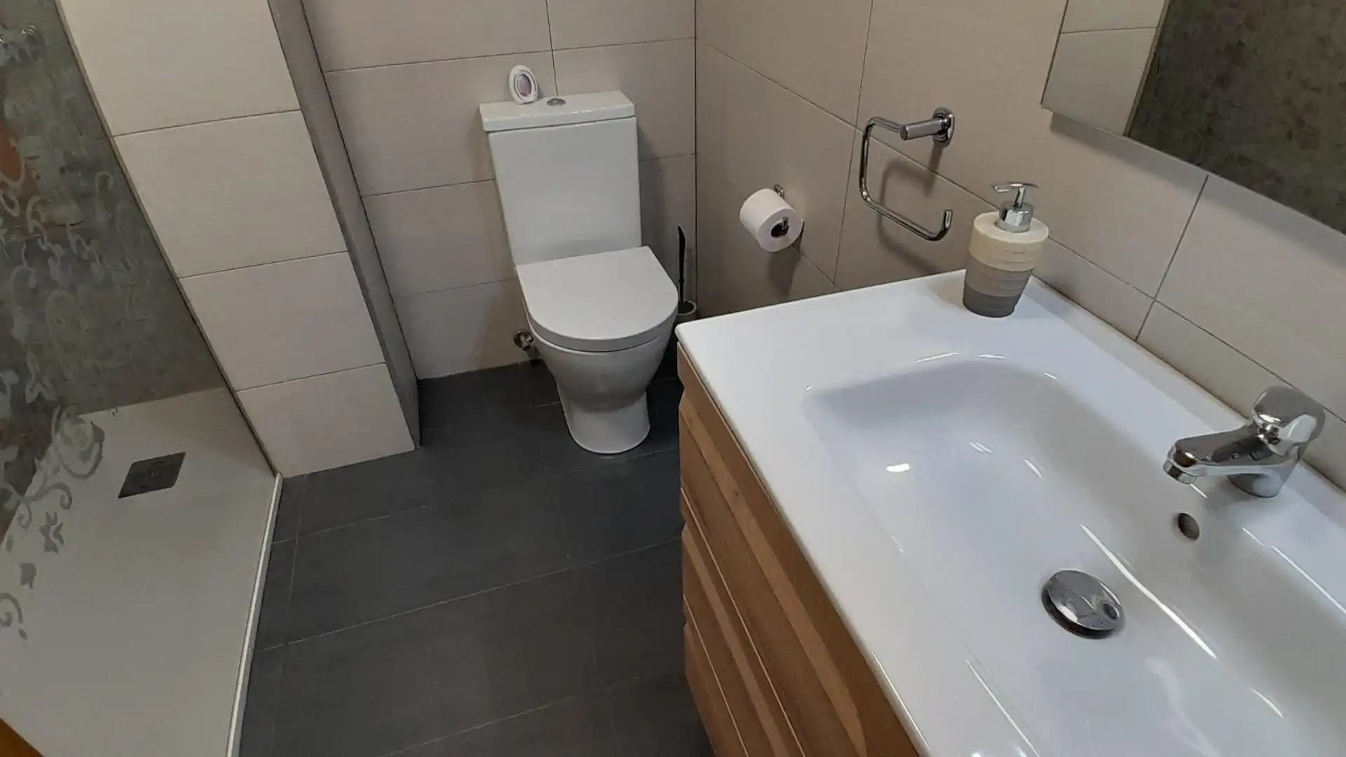 Bany de Pis en venda en Yecla amb Aire condicionat, Calefacció i Traster