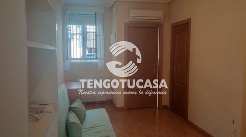 Photo 2 of Flat for sale in Calle de Gómez de Avellaneda, Pueblo Nuevo, Madrid Capital