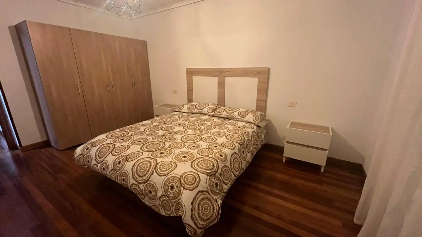 Wohnung zur Miete in Calle de Santa Cruz, 38, Santa Teresa - San Pedro Cardeña