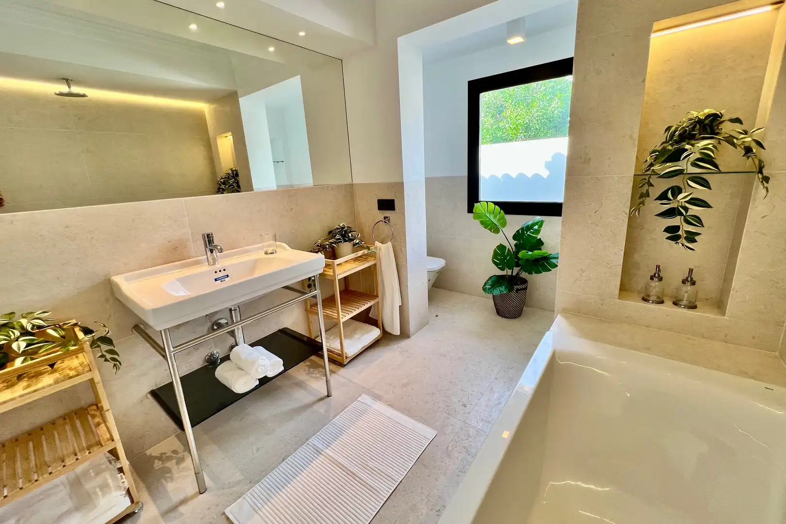 Bathroom of Country homes for sale in Puerto de la Cruz  with Parquet flooring, Terrace and Storage room