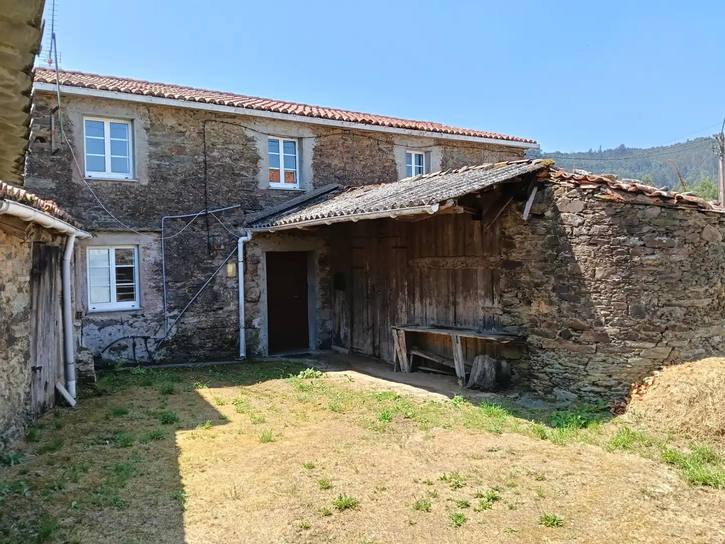 Vista exterior de Casa adosada en venta en Cesuras con Jardín privado y Trastero
