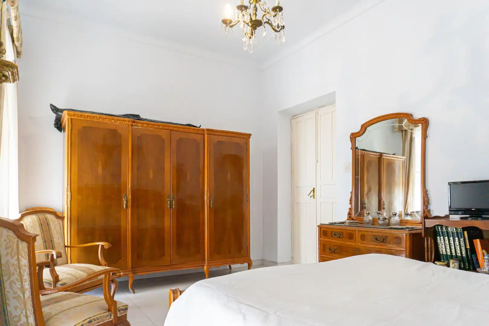 Dormitori de Casa o xalet en venda en Montellano amb Aire condicionat, Jardí privat i Terrassa