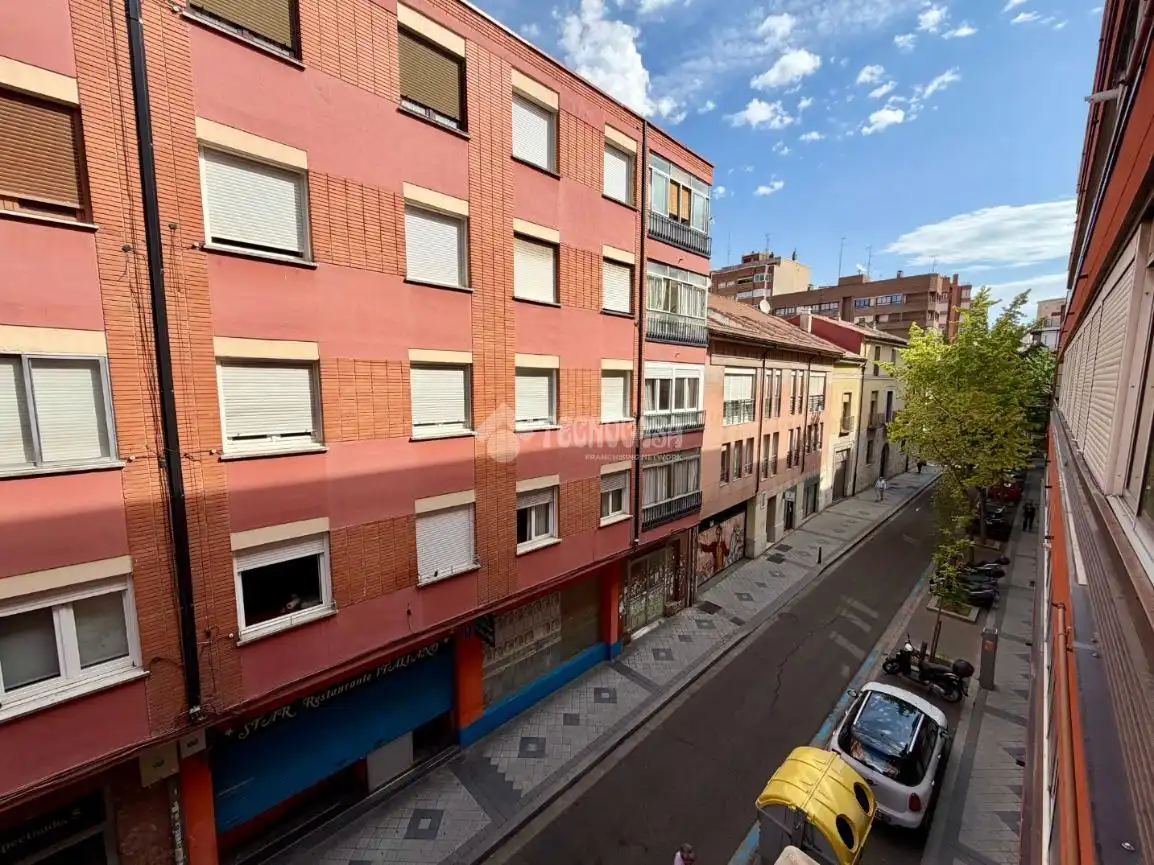 Außenansicht von Wohnung zum Verkauf in Valladolid