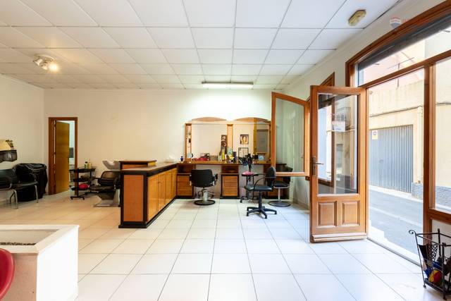 Local comercial en Venta en Calle Jacinto Anglada, 5 en Vera Ciudad