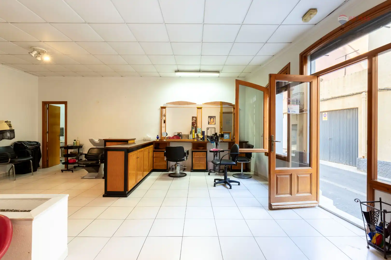 Local comercial en venda a Calle Jacinto Anglada 5, imagen 2