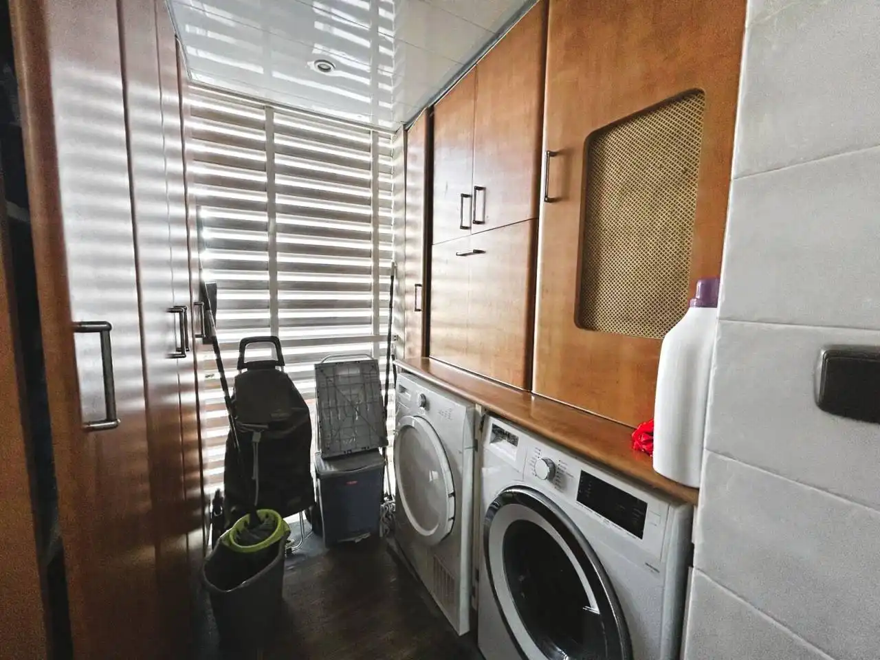 Kitchen of Flat for sale in Sabadell  with Air Conditioner, Heating and Parquet flooring