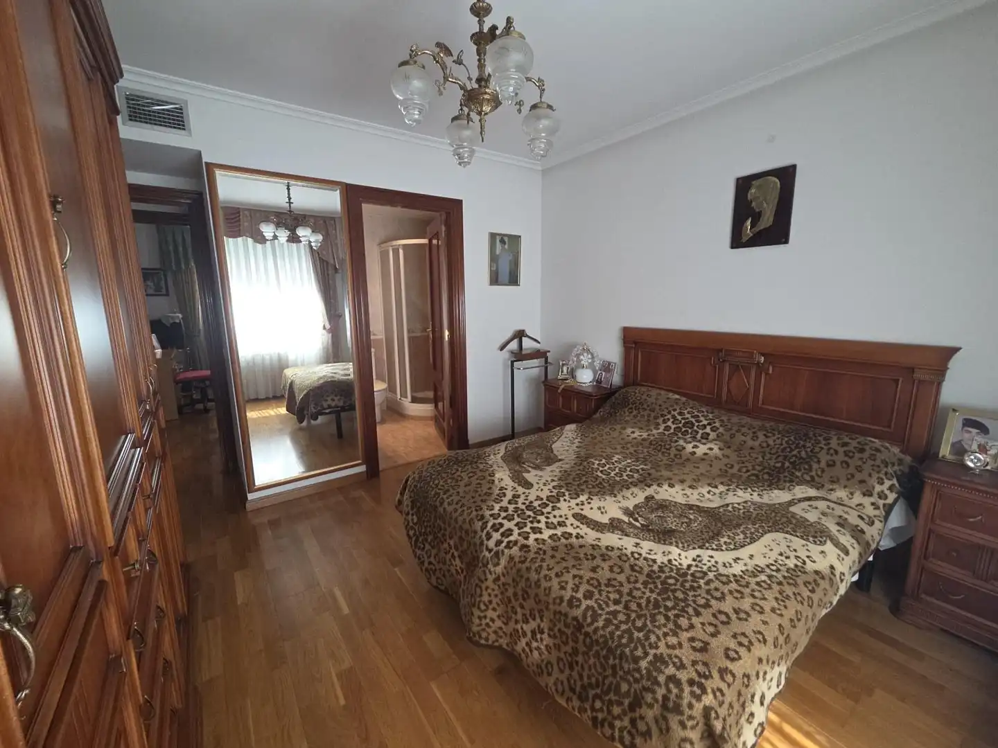 Dormitori de Pis de lloguer en Zaragoza amb Aire condicionat, Calefacció i Parquet