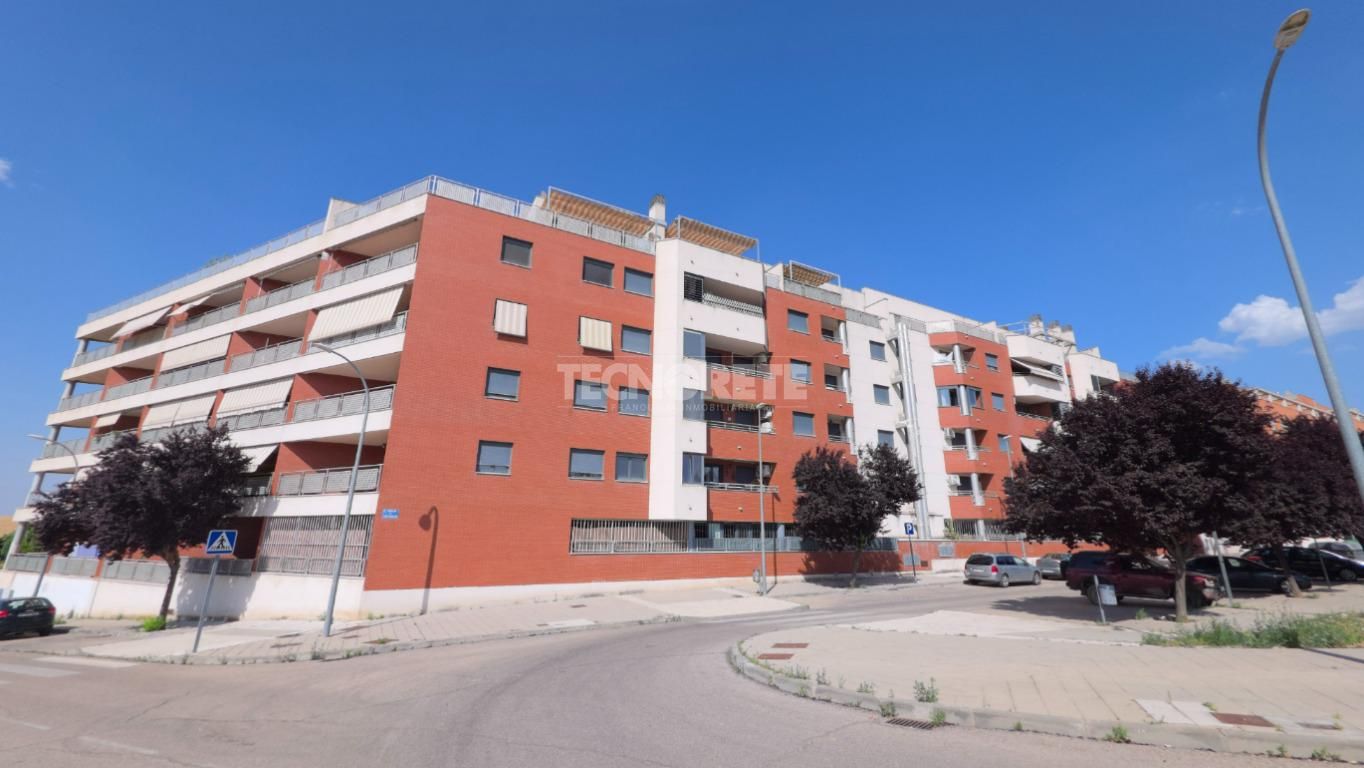 Exterior view of Flat for sale in Guadalajara Capital  with Air Conditioner, Heating and Terrace