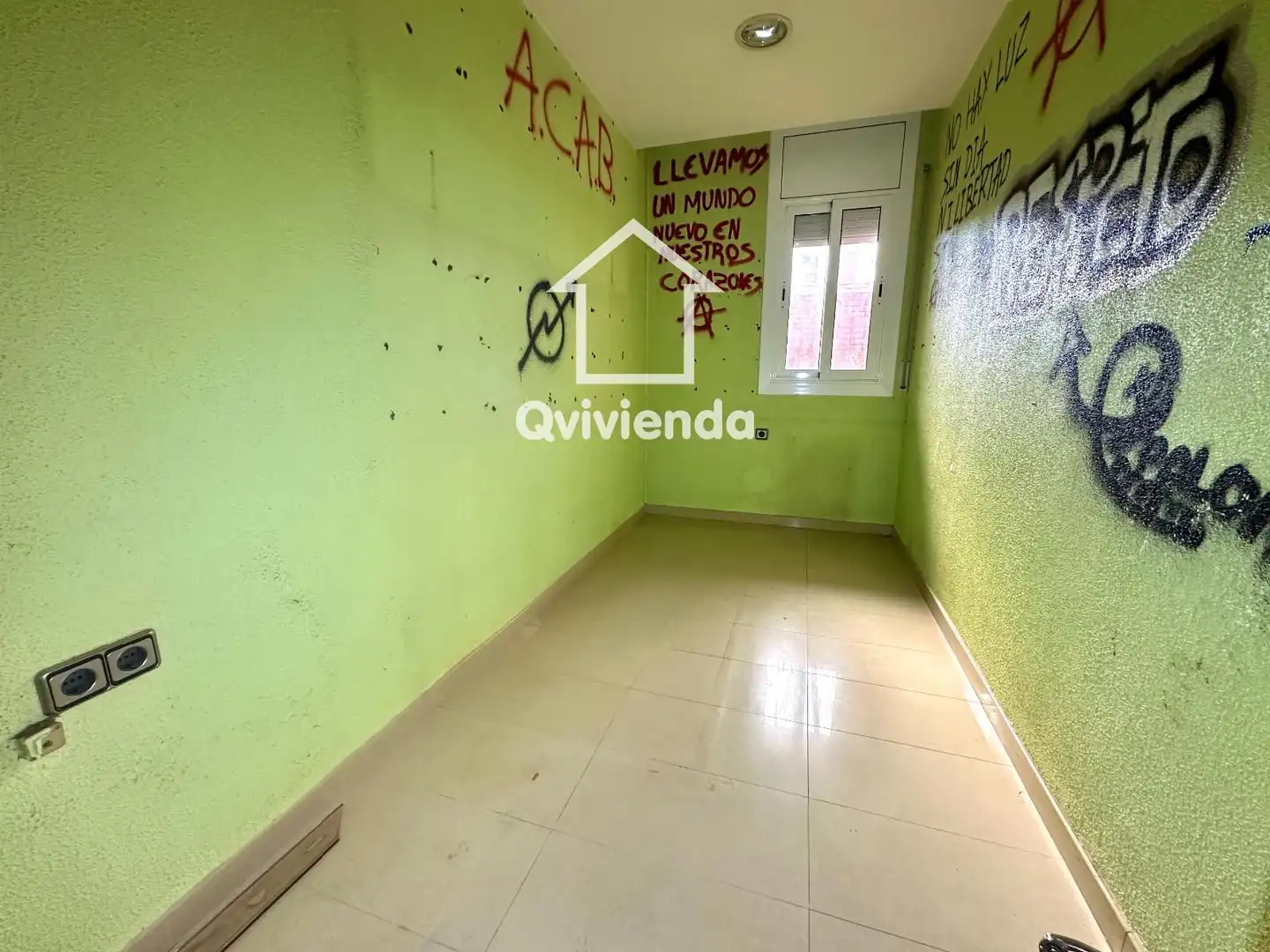 Flat for sale in Sabadell  with Terrace
