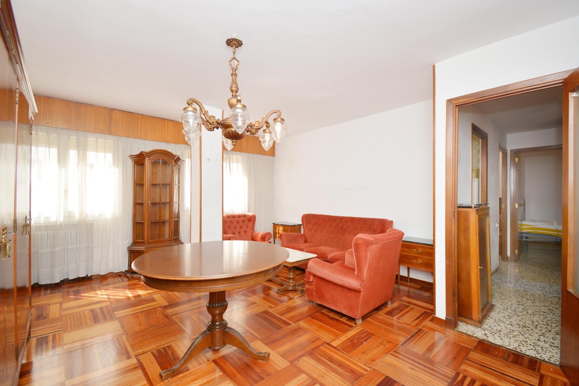 Sala d'estar de Pis en venda en  Zaragoza Capital amb Aire condicionat, Calefacció i Terrassa