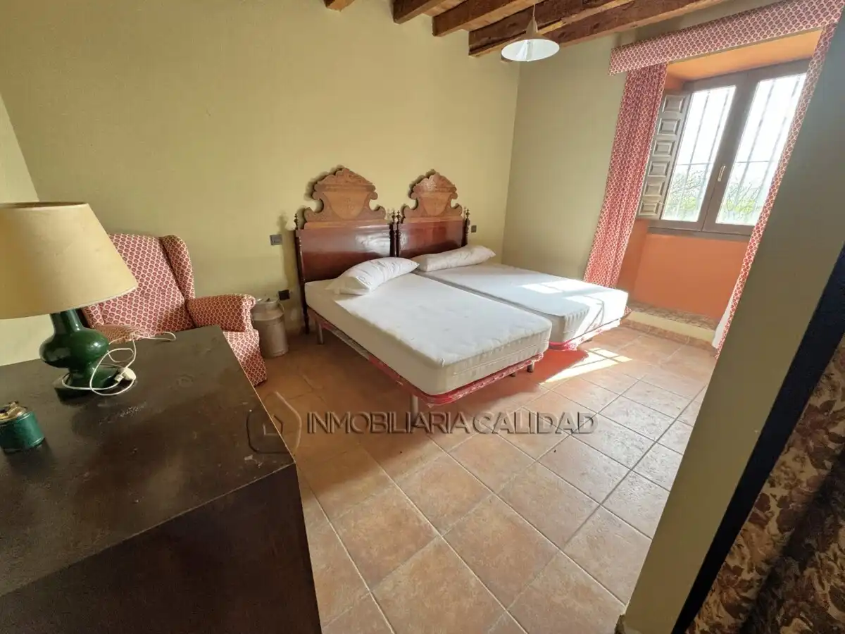 Habitación de Casa o chalet en venta en Burgos con Calefacción