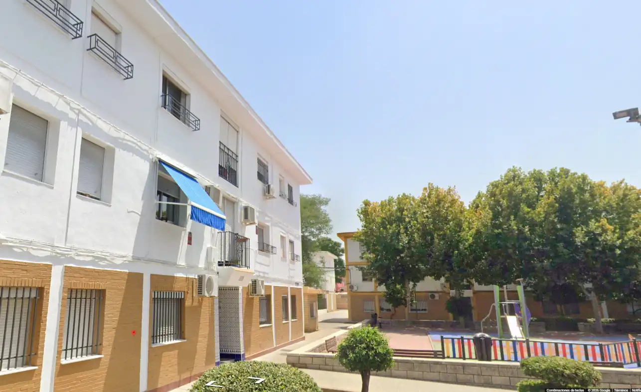 Flat with terrace for sale in Calle Juan de la Cueva 30, imagen 2