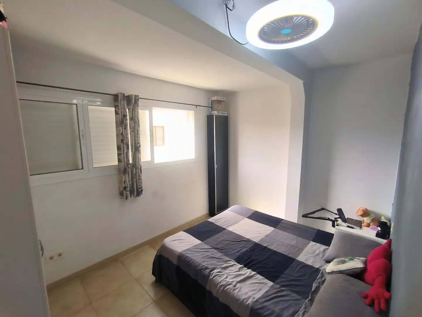 Dormitori de Casa adosada en venda en Las Palmas de Gran Canaria amb Terrassa i Balcó