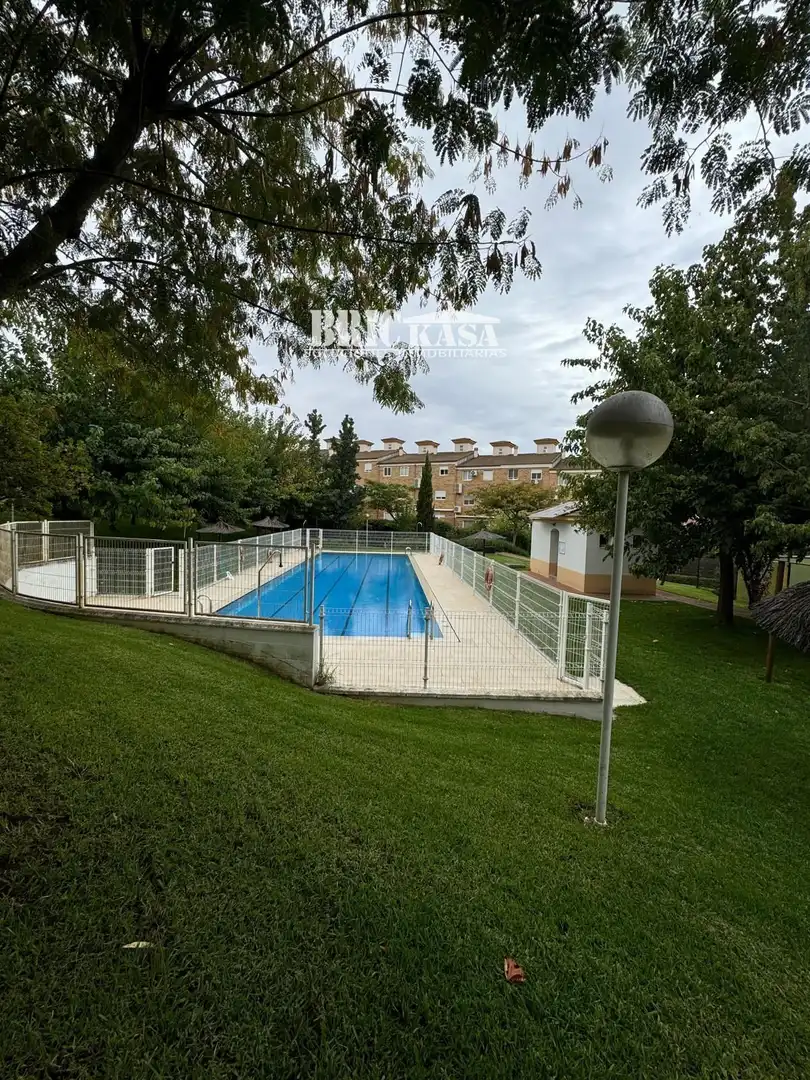 Swimming pool of Flat for sale in Cáceres  with Air Conditioner, Heating and Terrace