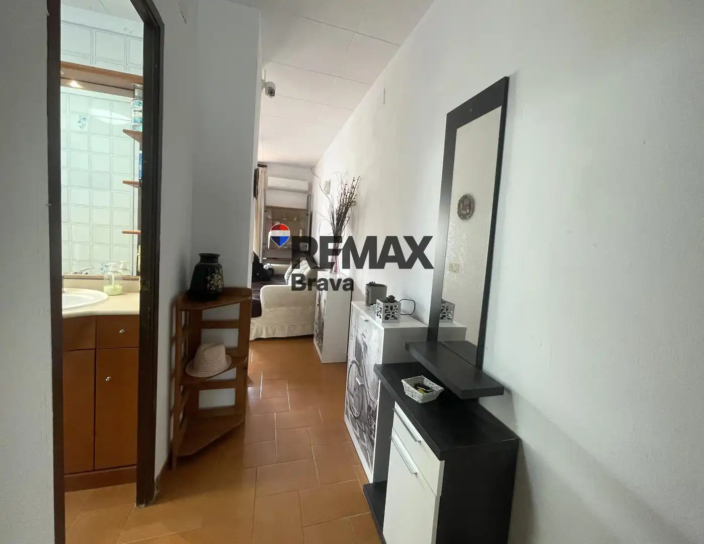 Piso en venta en Empuriabrava con Amueblado y Balcón