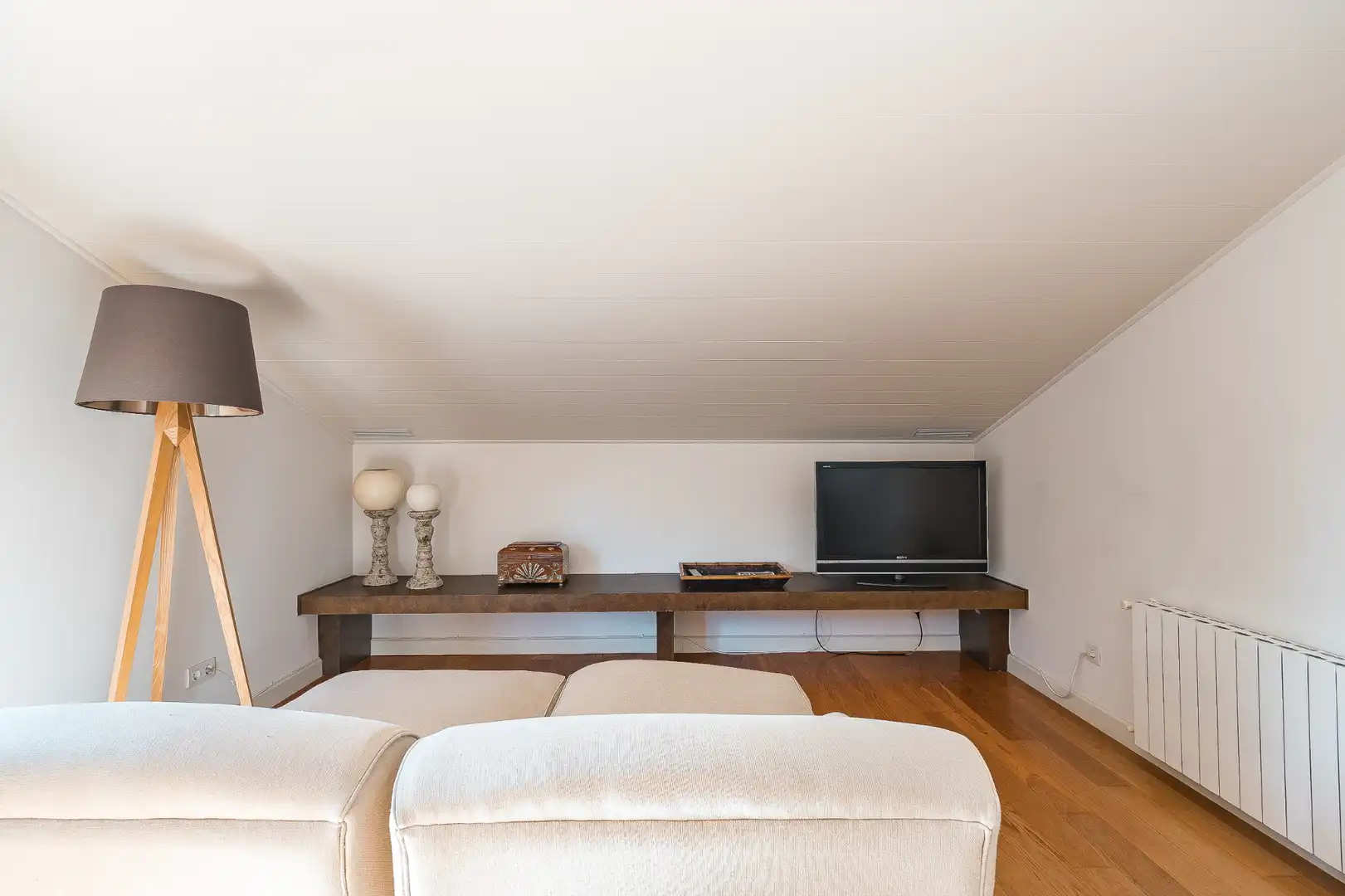 Sala d'estar de Casa o xalet en venda en Castelldefels amb Aire condicionat, Calefacció i Jardí privat