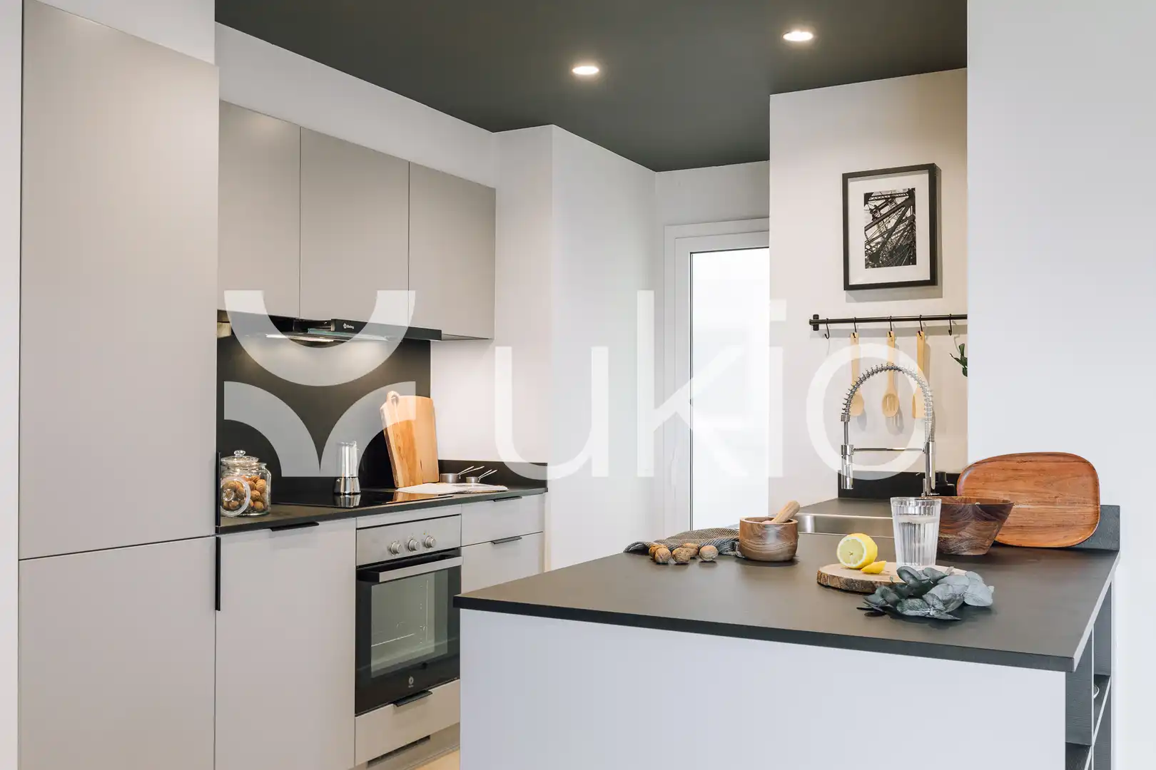 Kitchen of Flat for rent in Barcelona  with Air Conditioner, Heating and Furnished