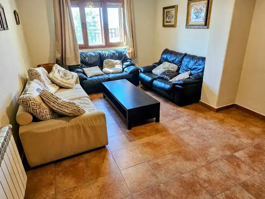 Sala d'estar de Casa o xalet en venda en Grajera amb Jardí privat